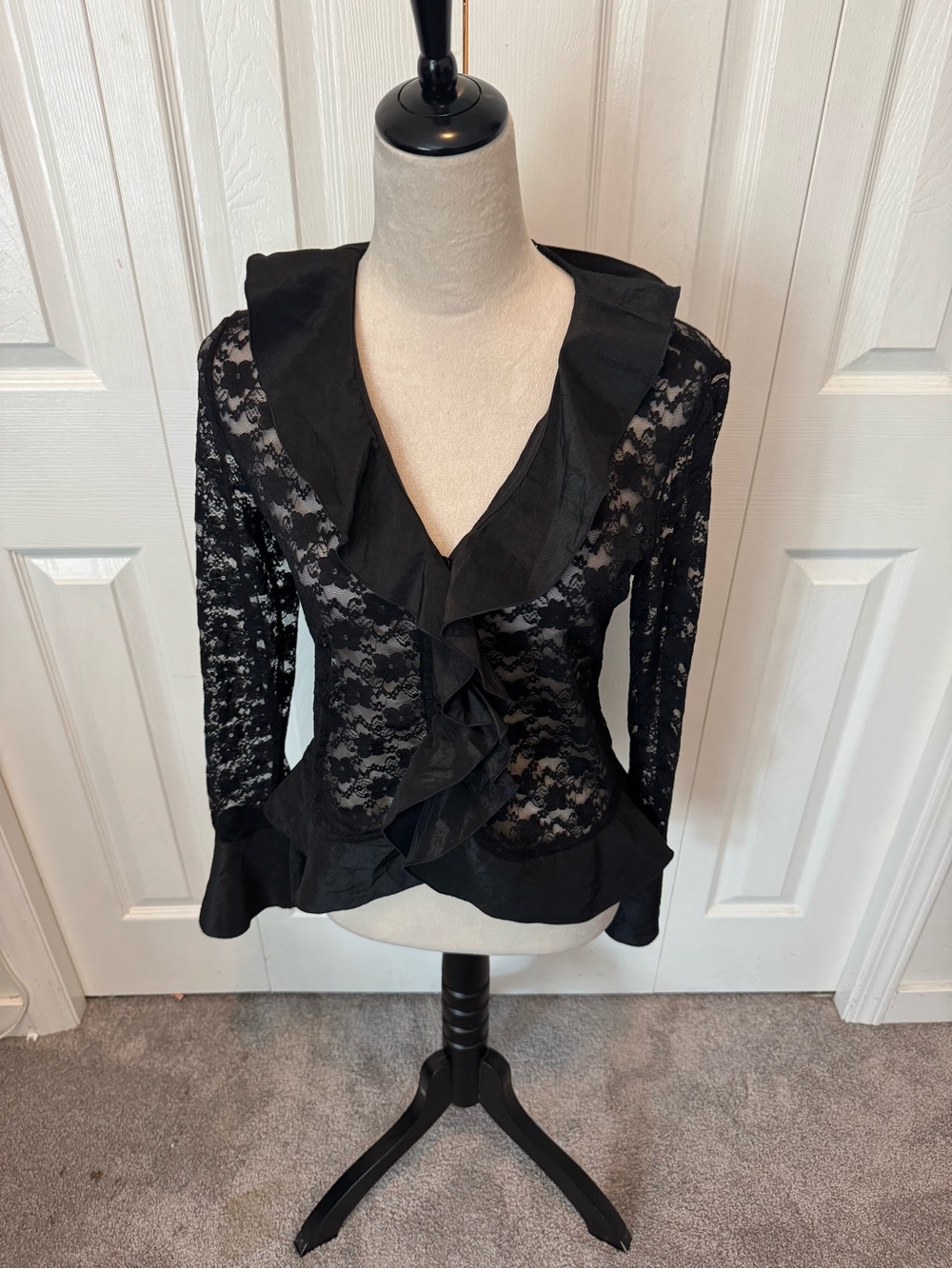 Joseph Ribkoff size 8 Lace top with Satin Ruffle Accents - Picture 3 of 16